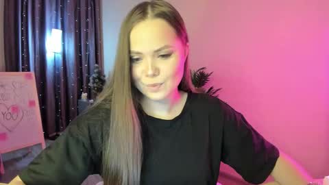 Snapshot of alice_love_888 chatting on February 2026 07:43:01 PM Alice online show from February 2026 07:43:01 PM