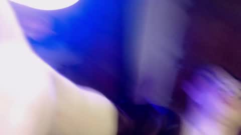 Snapshot of alice_m00nn chatting on January 2025 12:43:02 AM alice_m00nn online show from January 2025 12:43:02 AM