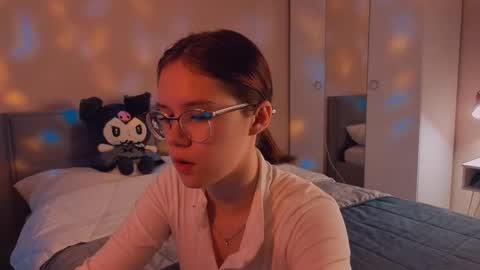 Alice online show from September 2025 12:12:01 AM