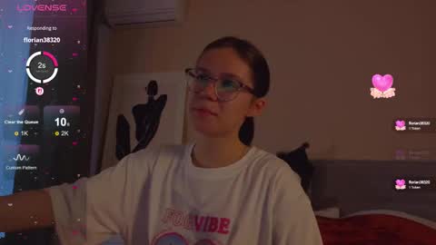 Alice online show from October 2025 04:52:01 AM