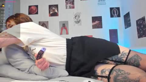  Alice  online show from November 2025 01:04:01 PM