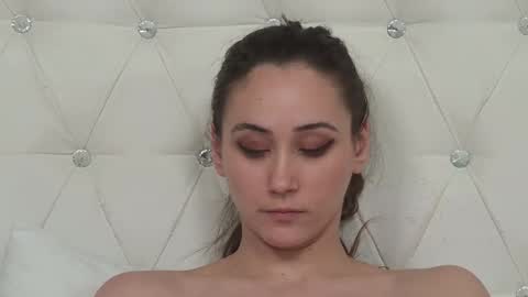 AliceMunro online show from February 2025 09:33:02 PM