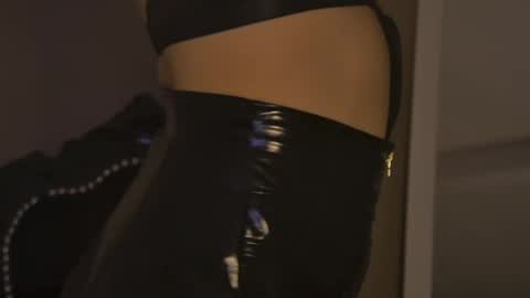 AliceMunro online show from April 2026 07:47:02 PM