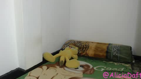 Alicia Aldara online show from April 2026 04:50:02 AM