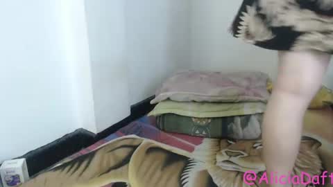 Alicia Aldara online show from June 2026 03:10:02 PM