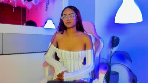 Snapshot of alice_simmons chatting on February 2025 11:53:01 AM alice_simmons online show from February 2025 11:53:01 AM