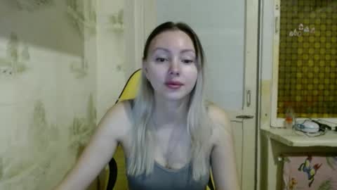 Snapshot of alice_smiles chatting on February 2025 10:42:02 PM Alice smiles online show from February 2025 10:42:02 PM