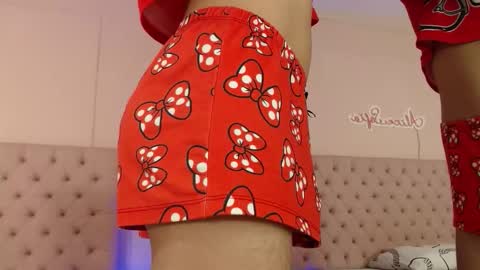 Sofia online show from January 2026 02:30:02 PM