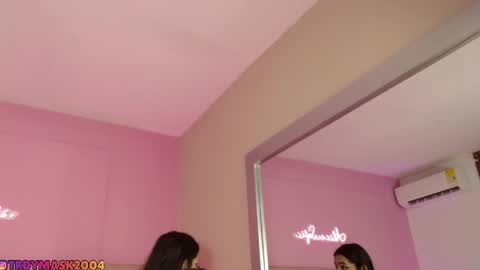 Snapshot of alice_sofia chatting on April 2026 12:36:02 PM Sofia online show from April 2026 12:36:02 PM