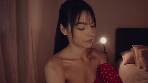 Snapshot of alice_steffen chatting on January 2025 05:02:01 AM evedam online show from January 2025 05:02:01 AM