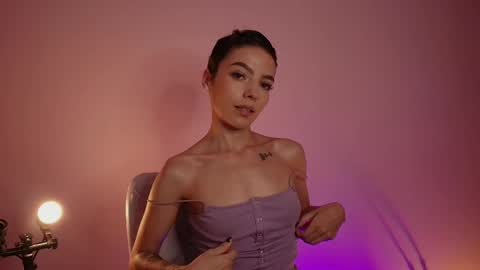 Snapshot of alice_steffen chatting on February 2025 09:59:02 PM evedam online show from February 2025 09:59:02 PM