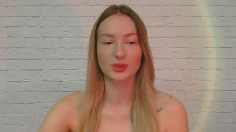Snapshot of alice_sweet_01 chatting on November 2025 02:49:01 PM Alice online show from November 2025 02:49:01 PM
