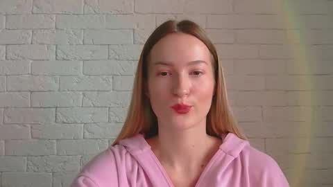 Snapshot of alice_sweet_01 chatting on December 2025 11:14:02 AM Alice online show from December 2025 11:14:02 AM