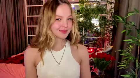 Snapshot of alice_tucci chatting on March 2025 09:04:01 PM Alice online show from March 2025 09:04:01 PM