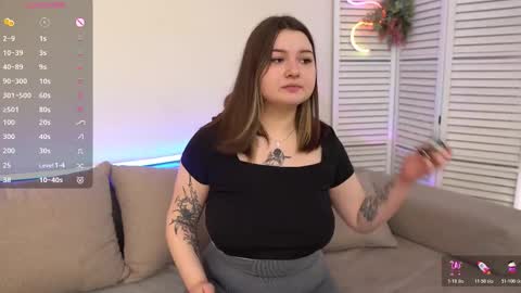 Snapshot of alice_walters chatting on October 2025 03:38:02 PM Alice online show from October 2025 03:38:02 PM