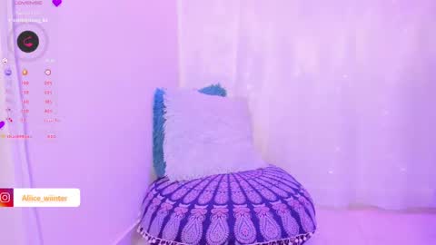 Alice  online show from December 2024 12:24:01 AM