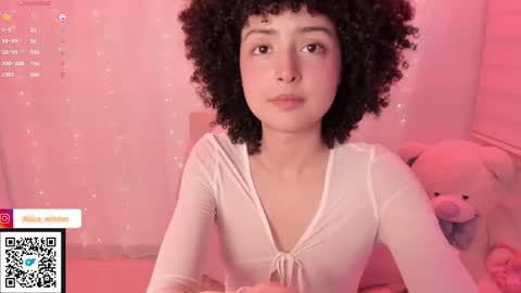 Alice  online show from September 2025 06:08:01 PM