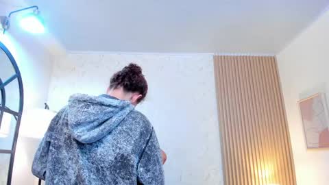 Alice and Asia online show from April 2026 07:30:02 PM