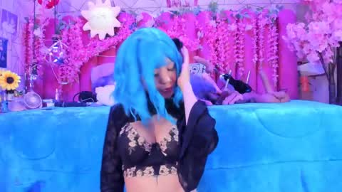     online show from April 2026 08:50:02 PM