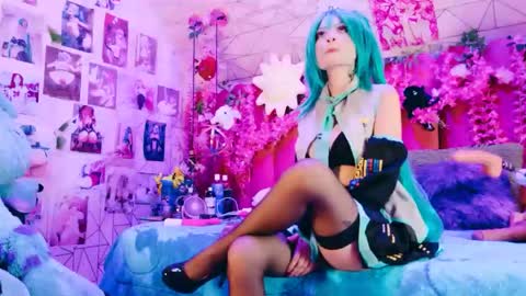     online show from June 2026 08:32:02 PM