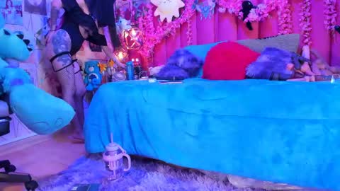     online show from June 2026 09:48:01 PM