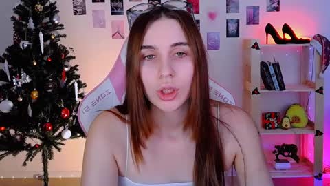 alicecharmy online show from December 2024 04:49:01 PM