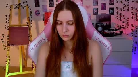 alicecharmy online show from February 2025 06:52:01 PM