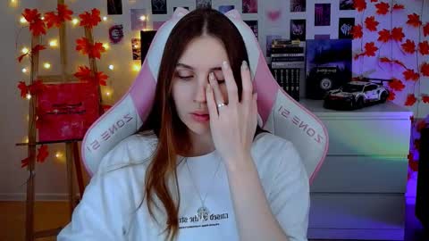 alicecharmy online show from November 2025 07:11:02 AM