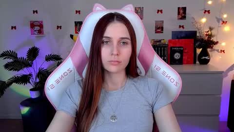 alicecharmy online show from February 2026 02:02:01 PM