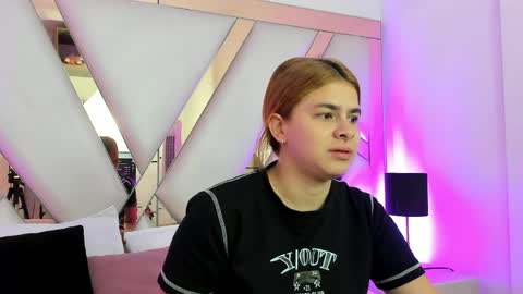 AliceCruz online show from May 2026 11:40:01 AM