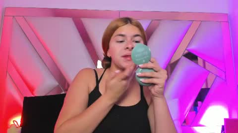 AliceCruz online show from July 2026 04:57:02 PM