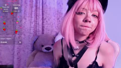 Snapshot of alicedang3r chatting on September 2025 12:54:01 AM Alice online show from September 2025 12:54:01 AM