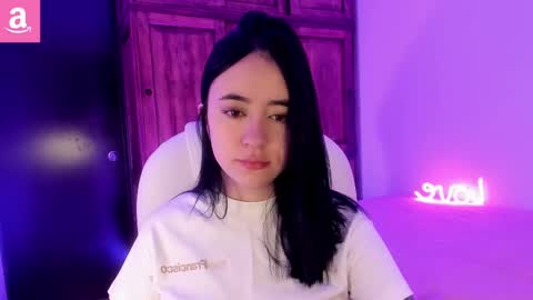 Snapshot of alicee_2 chatting on March 2025 03:05:01 PM Aliceee .. 97YP9VWGZHrefnav wishlist lists 1 online show from March 2025 03:05:01 PM