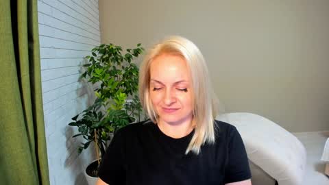 Alicee online show from February 2025 03:41:02 PM