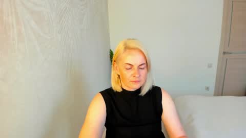 Alicee online show from May 2026 02:13:02 PM