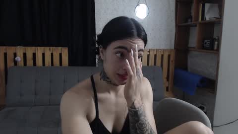 alicee_logan_ online show from February 2025 03:44:01 AM