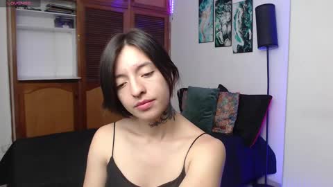 alicee_logan_ online show from September 2025 02:17:01 AM