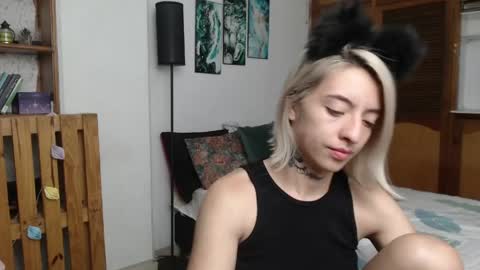Snapshot of alicee_logan_ chatting on April 2026 02:04:01 AM alicee_logan_ online show from April 2026 02:04:01 AM
