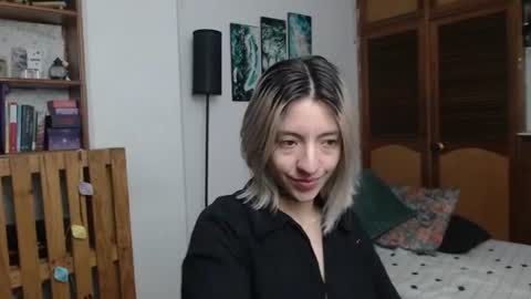 alicee_logan_ online show from July 2026 01:57:01 AM