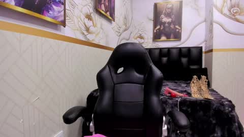 alicee online show from May 2026 07:30:02 PM