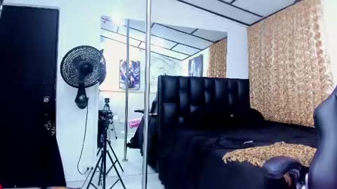 alicee online show from June 2026 09:13:02 PM