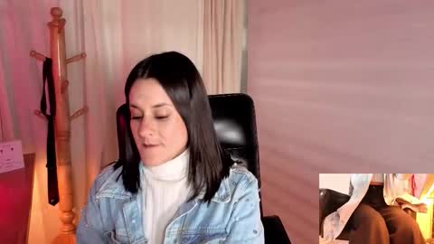 Aleja  online show from October 2025 11:10:01 AM