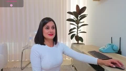 Snapshot of alicee_milf_ chatting on March 2026 12:01:01 PM Aleja online show from March 2026 12:01:01 PM