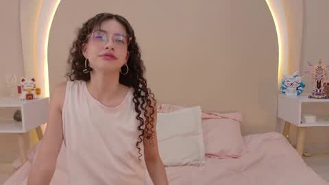 Snapshot of alicee_rodriguez chatting on May 2026 04:45:01 PM alice online show from May 2026 04:45:01 PM