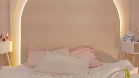 Snapshot of alicee_rodriguez chatting on June 2026 05:50:01 PM alice online show from June 2026 05:50:01 PM