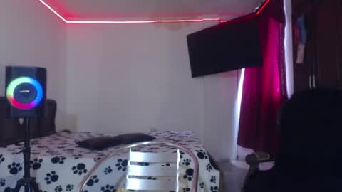 aliceesmiths online show from September 2025 06:41:02 PM