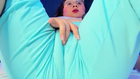 alicehott_05 online show from February 2026 03:28:02 AM