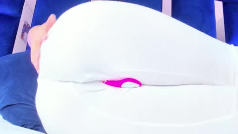 alicehott_05 online show from March 2026 04:37:01 AM