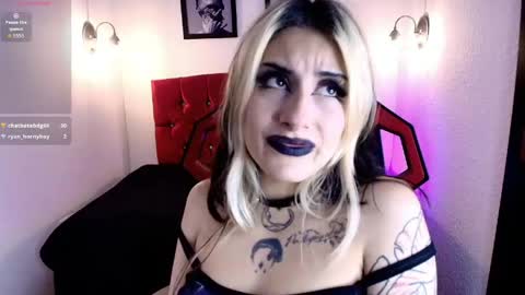 Snapshot of aliceinflames chatting on May 2026 08:16:01 PM Alice online show from May 2026 08:16:01 PM