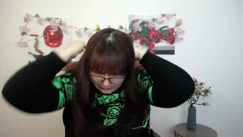 Snapshot of aliceinks chatting on January 2026 07:13:01 AM AliceInks online show from January 2026 07:13:01 AM